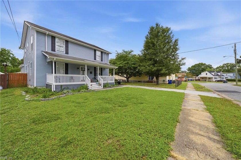 Welcome to this beautifully renovated residence in Norfolk's - Beach Home for sale in Norfolk, Virginia on Beachhouse.com
