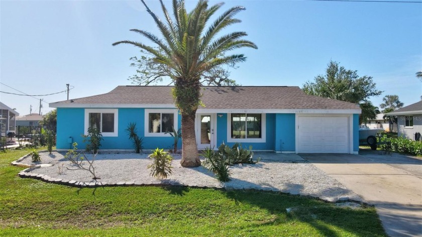 Welcome to your new home in sunny Florida! This sailboat home is - Beach Home for sale in Port Charlotte, Florida on Beachhouse.com