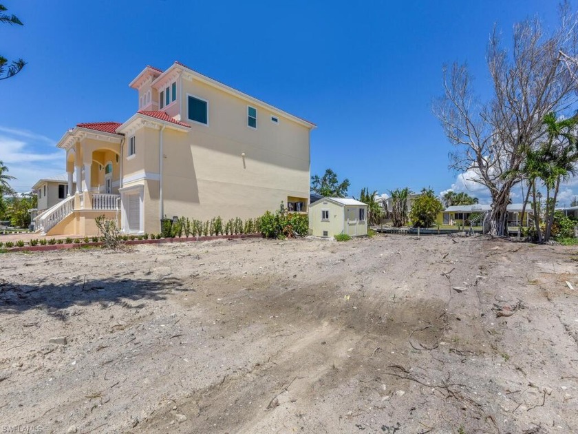 Introducing a rare opportunity to own a stunning vacant lot on a - Beach Lot for sale in Fort Myers Beach, Florida on Beachhouse.com