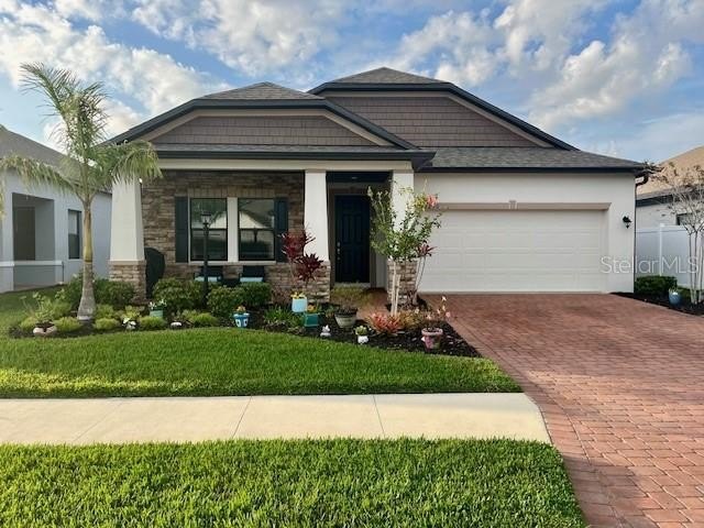 TURNKEY FURNISHED home with well-appointed finishes throughout - Beach Home for sale in Port Charlotte, Florida on Beachhouse.com