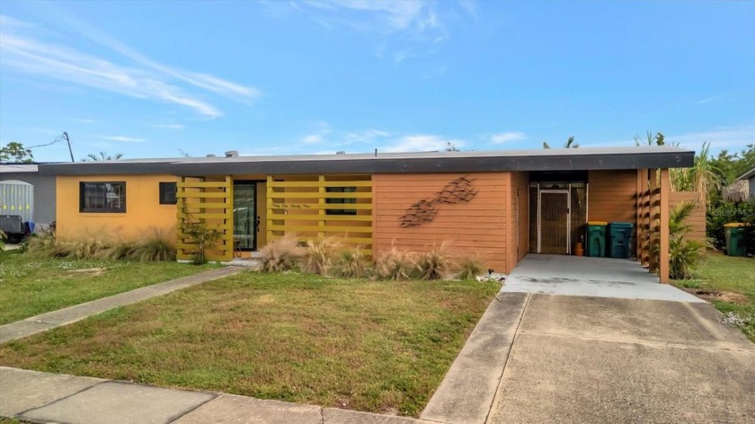 Waterfront home on the Olman waterway canal which connects to - Beach Home for sale in Port Charlotte, Florida on Beachhouse.com