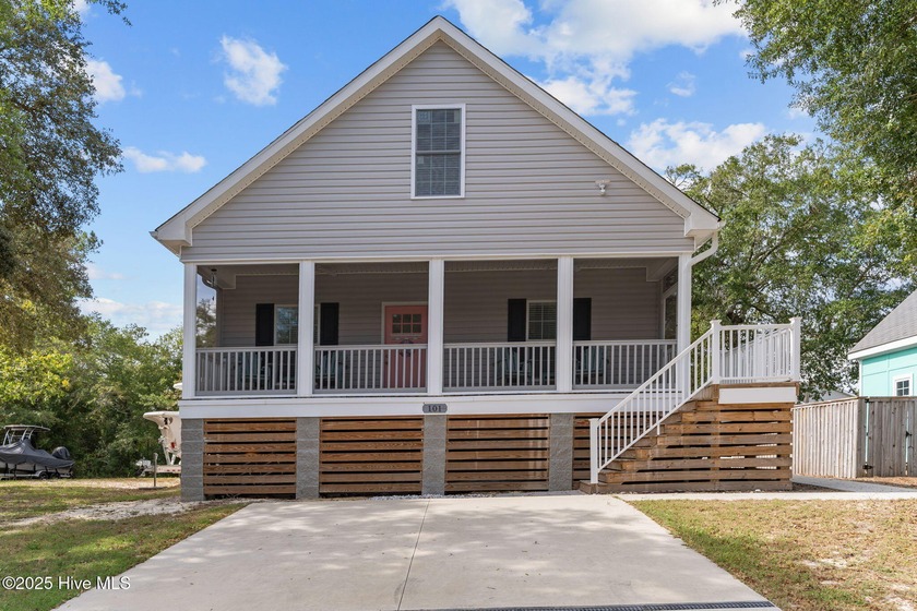 Stunning 5 Bedroom, 3 Bath Coastal Home - Fully Furnished & Just - Beach Home for sale in Oak Island, North Carolina on Beachhouse.com