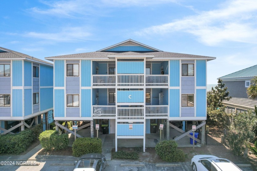 This oceanfront condo offers a comfortable and convenient stay - Beach Condo for sale in Ocean Isle Beach, North Carolina on Beachhouse.com