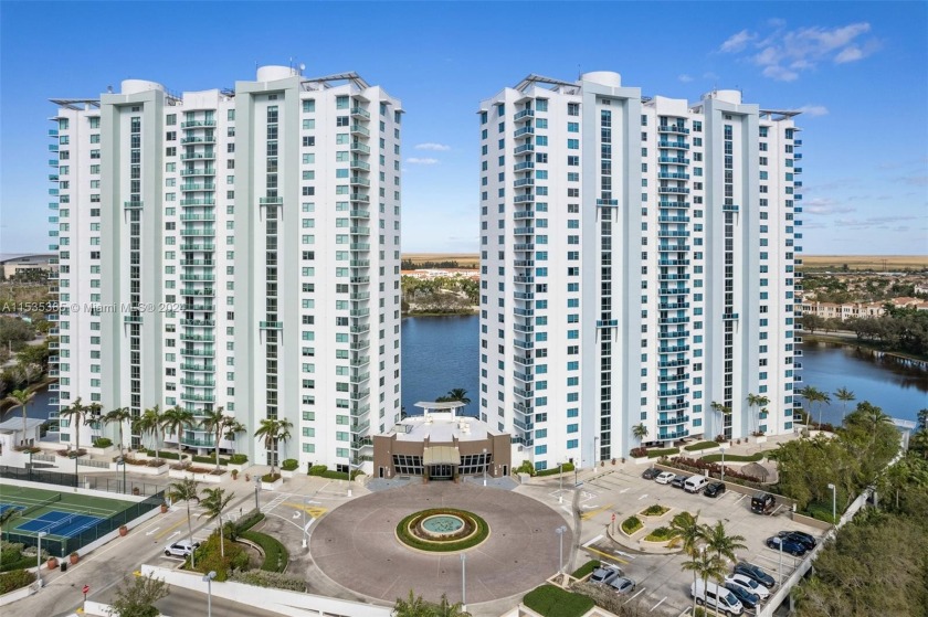 Opportunity knocks! Larger floor plan in this high-rise condo - Beach Condo for sale in Sunrise, Florida on Beachhouse.com