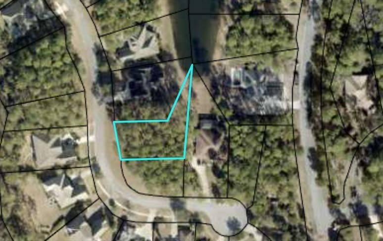 Build your dream home on this great site in the gated community - Beach Lot for sale in Saint Marys, Georgia on Beachhouse.com