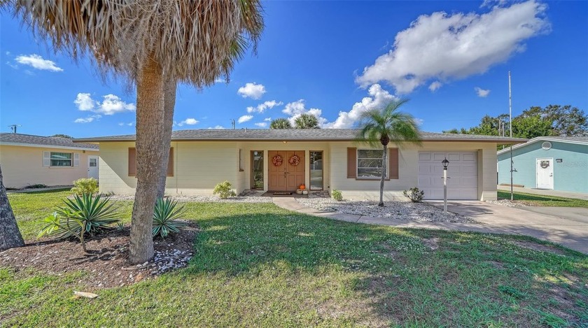 One or more photo(s) has been virtually staged. Welcome to the - Beach Home for sale in Venice, Florida on Beachhouse.com