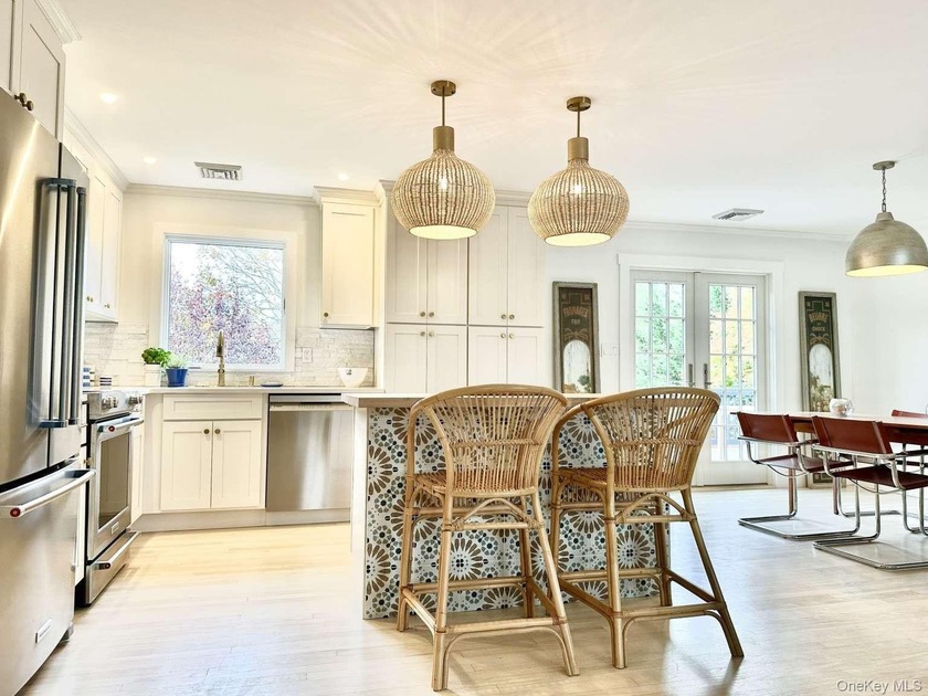 Meticulously renovated home (finished November 2025!) with a - Beach Home for sale in Mattituck, New York on Beachhouse.com