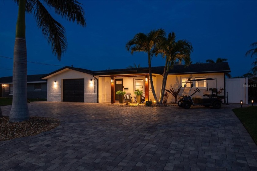 This property represents the ultimate Florida dream lifestyle! - Beach Home for sale in New Port Richey, Florida on Beachhouse.com
