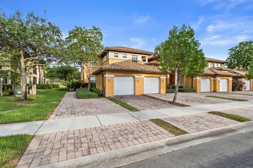 Amazing opportunity to purchase this beautiful 1st floor corner - Beach Condo for sale in Parkland, Florida on Beachhouse.com