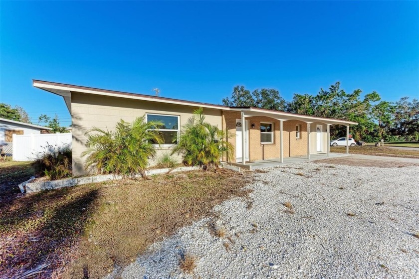 Coastal living at an affordable price! This centrally located - Beach Home for sale in Bradenton, Florida on Beachhouse.com