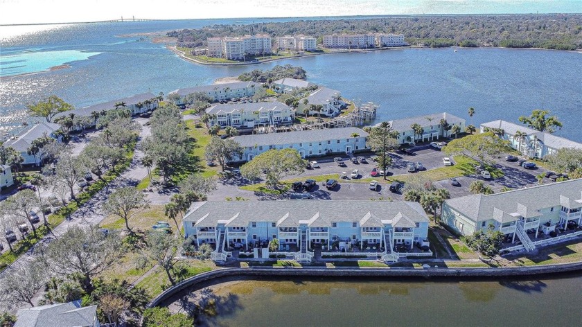 Beautiful WATERFRONT PROPERTY in quiet Coquina Key with close - Beach Condo for sale in St. Petersburg, Florida on Beachhouse.com