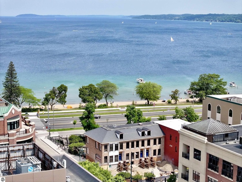 Only one unit remaining at the Brownstones at 100 Park, downtown - Beach Condo for sale in Traverse City, Michigan on Beachhouse.com