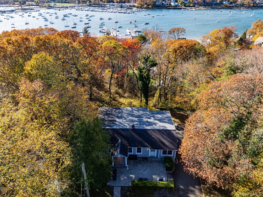 Picturesque setting with waterviews of Huntington Harbor in - Beach Home for sale in Huntington, New York on Beachhouse.com
