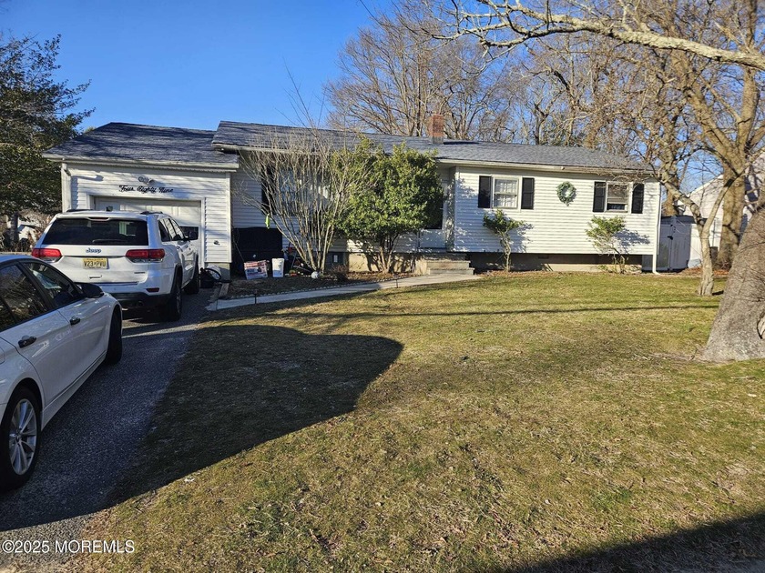 Fantastic opportunity to own in a sought-after neighborhood - Beach Home for sale in Oakhurst, New Jersey on Beachhouse.com