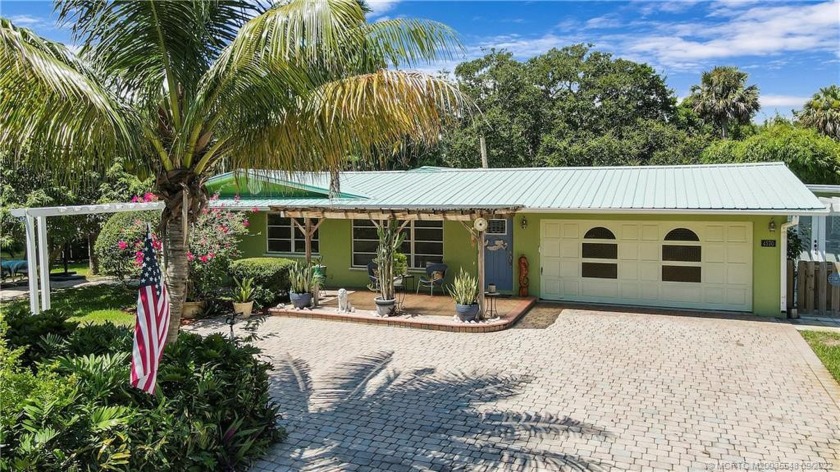 Great location close to Hutchinson Island beaches and downtown - Beach Home for sale in Jensen Beach, Florida on Beachhouse.com