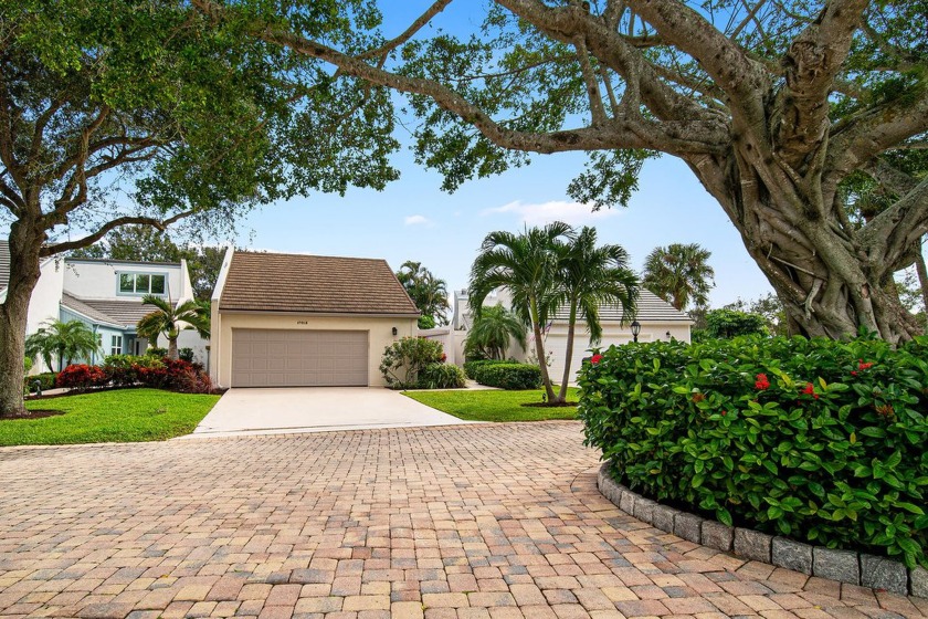 Beautiful home with spectacular views of the golf course at - Beach Home for sale in Jupiter, Florida on Beachhouse.com