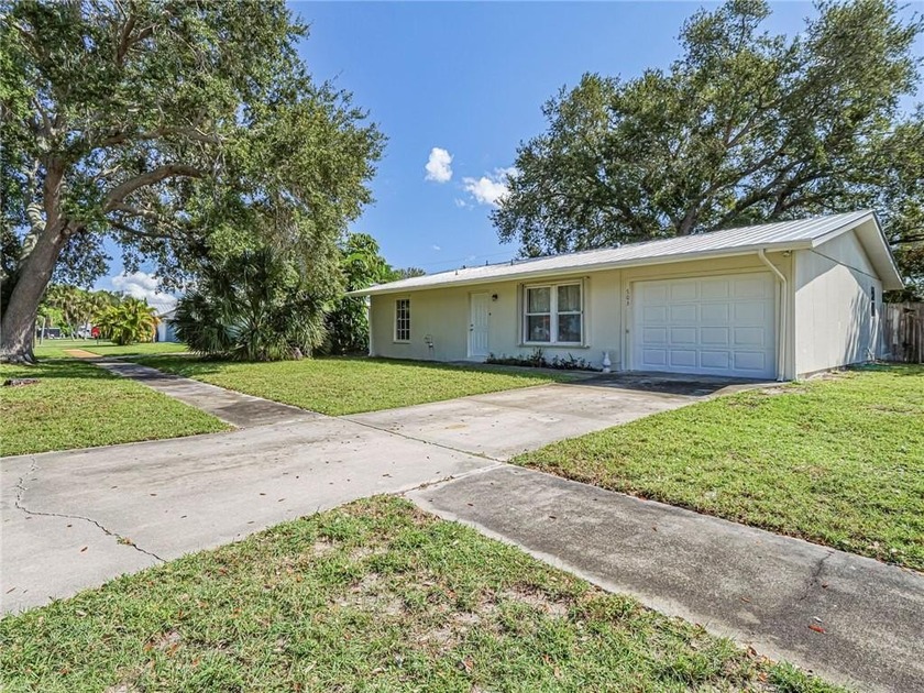 Charming concrete block home in the heart of the Vero Beach - Beach Home for sale in Vero Beach, Florida on Beachhouse.com