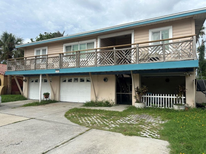 LOCATION is the key here! Spacious 3 bedroom, 2 bath home, 2 car - Beach Home for sale in Redington Beach, Florida on Beachhouse.com