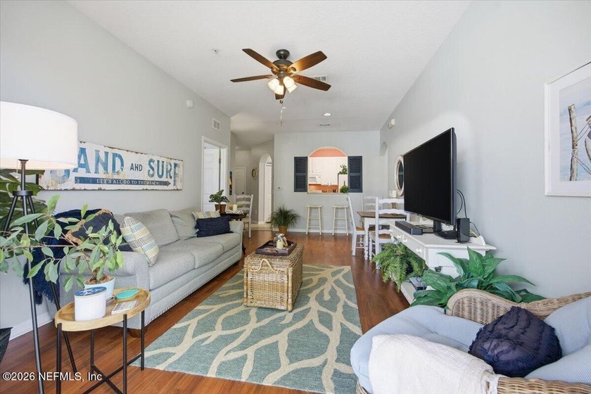 Brand new AC & brand new roof! Move-in ready and freshly painted - Beach Condo for sale in Jacksonville, Florida on Beachhouse.com