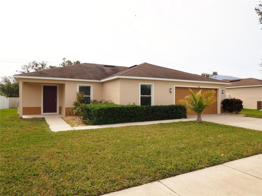 Great opportunity to own a 3 Bed 2 bath with a 2 car garage home - Beach Home for sale in Bradenton, Florida on Beachhouse.com