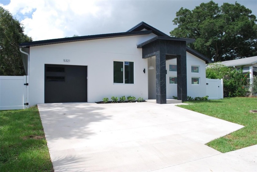 Under contract-accepting backup offers. Under Construction. 30 - Beach Home for sale in Gulfport, Florida on Beachhouse.com