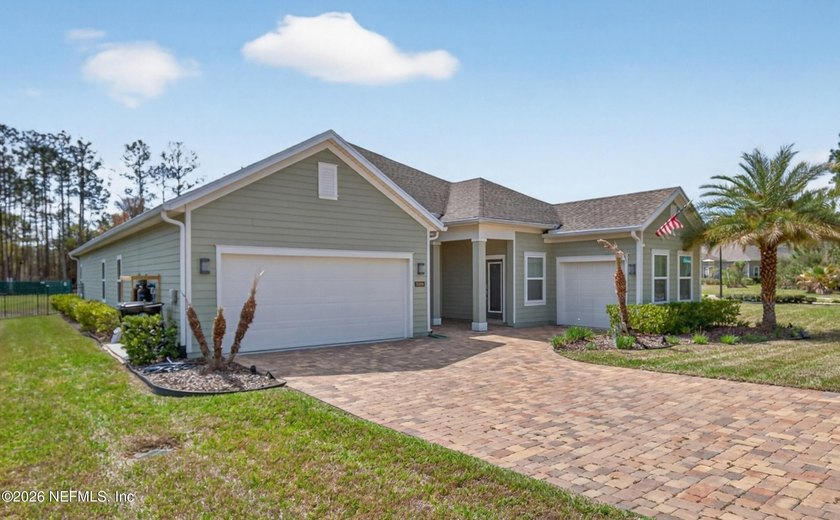 Breathtaking Lennar NextGen 4/4 home in one of the largest lot - Beach Home for sale in Middleburg, Florida on Beachhouse.com