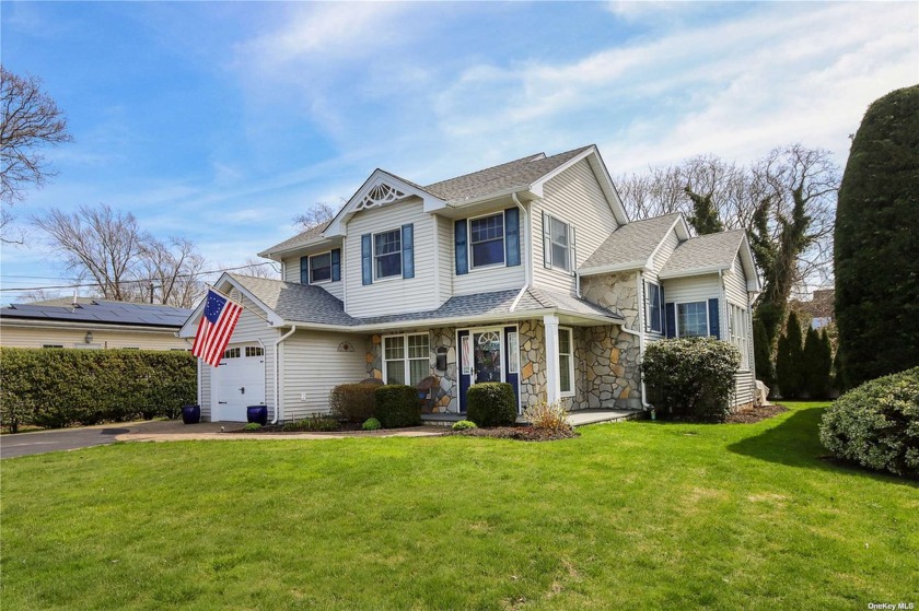 Welcome to this beautiful, move-in ready, three-bedroom - Beach Home for sale in Sayville, New York on Beachhouse.com