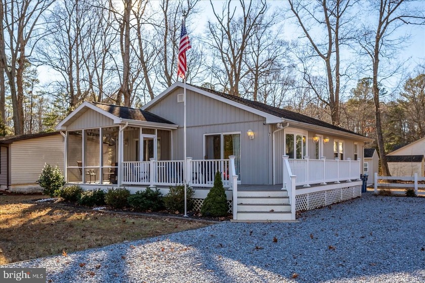 This 3-bedroom, 2-bathroom home is an ideal beach getaway or a - Beach Home for sale in Ocean Pines, Maryland on Beachhouse.com