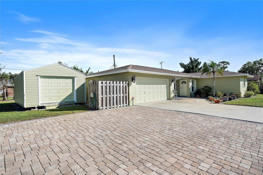 RARE find in the CITY of Venice - 1/3 of an acre with public - Beach Home for sale in Venice, Florida on Beachhouse.com