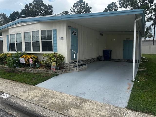 Welcome to Shady Lane Village-A 55+ Community in Sunny - Beach Home for sale in Clearwater, Florida on Beachhouse.com