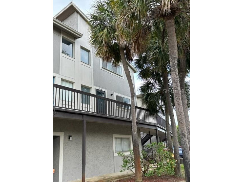 Large 2-bedroom 2.5 bath condo in gated waterfront community - Beach Condo for sale in Tampa, Florida on Beachhouse.com