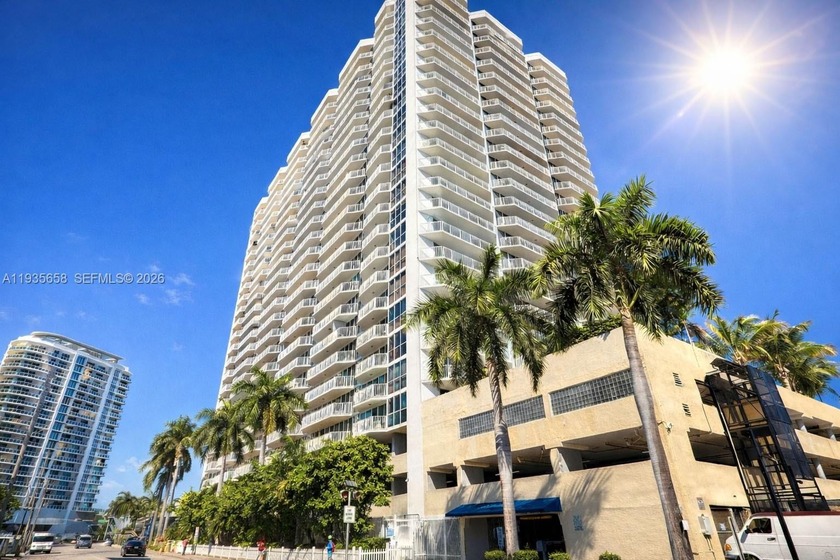 Beautiful and remodeled corner unit with 3 bedrooms and 3 baths - Beach Condo for sale in North Bay Village, Florida on Beachhouse.com