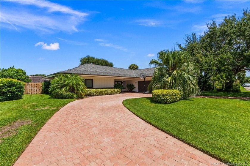 Steps to one of the most beautiful beaches in the world with - Beach Home for sale in Vero Beach, Florida on Beachhouse.com