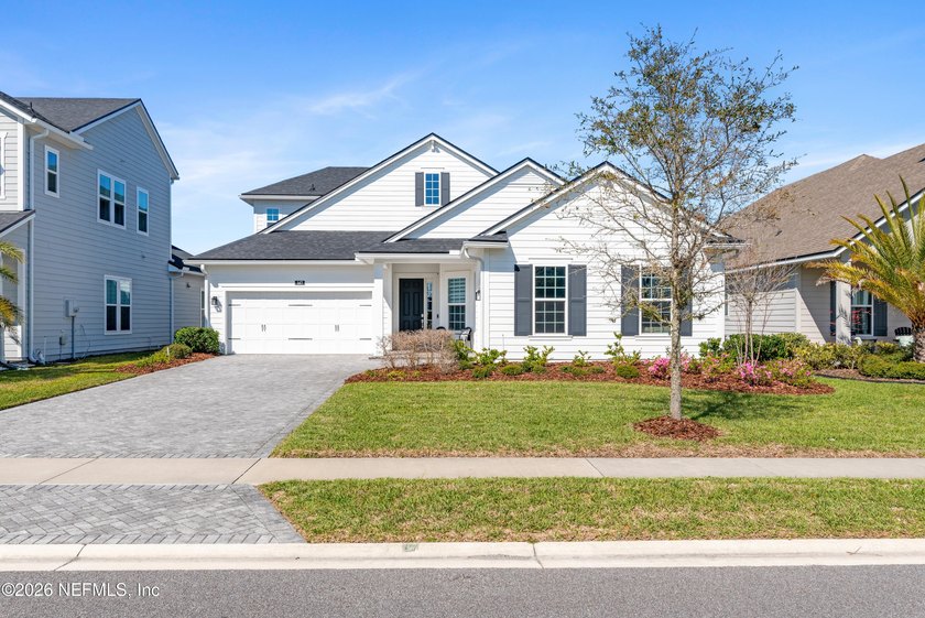 Welcome to 147 Potters Mill, located in the desirable Settlers - Beach Home for sale in Ponte Vedra, Florida on Beachhouse.com
