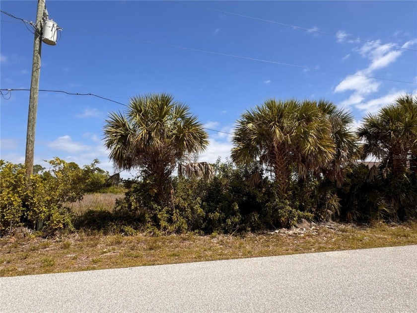 Live an extraordinary Gulf Coast Lifestyle. Here is your - Beach Lot for sale in Port Charlotte, Florida on Beachhouse.com