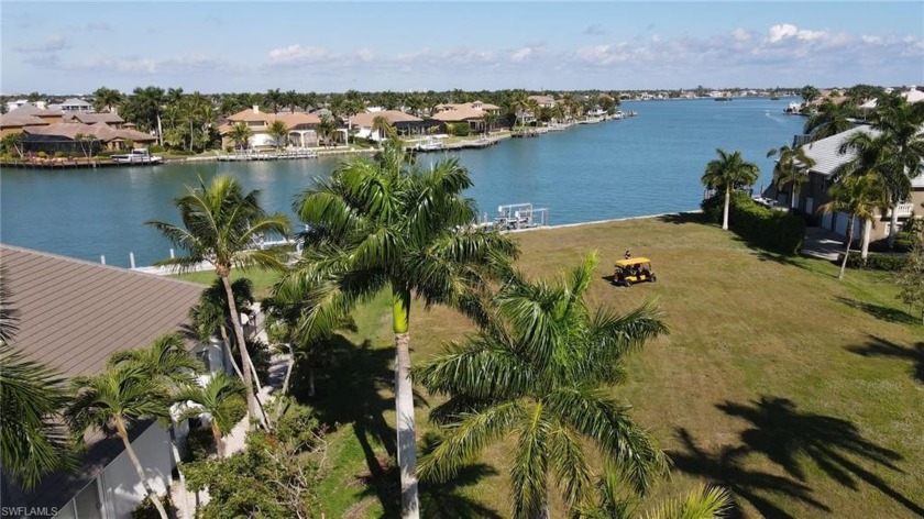 This is an amazing opportunity to build and live on a - Beach Lot for sale in Marco Island, Florida on Beachhouse.com