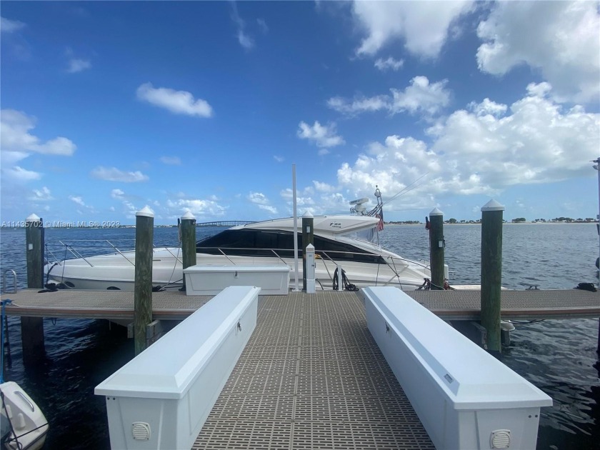 Next to the St Regis Residences is this sailboat slip in the - Beach Lot for sale in Miami, Florida on Beachhouse.com