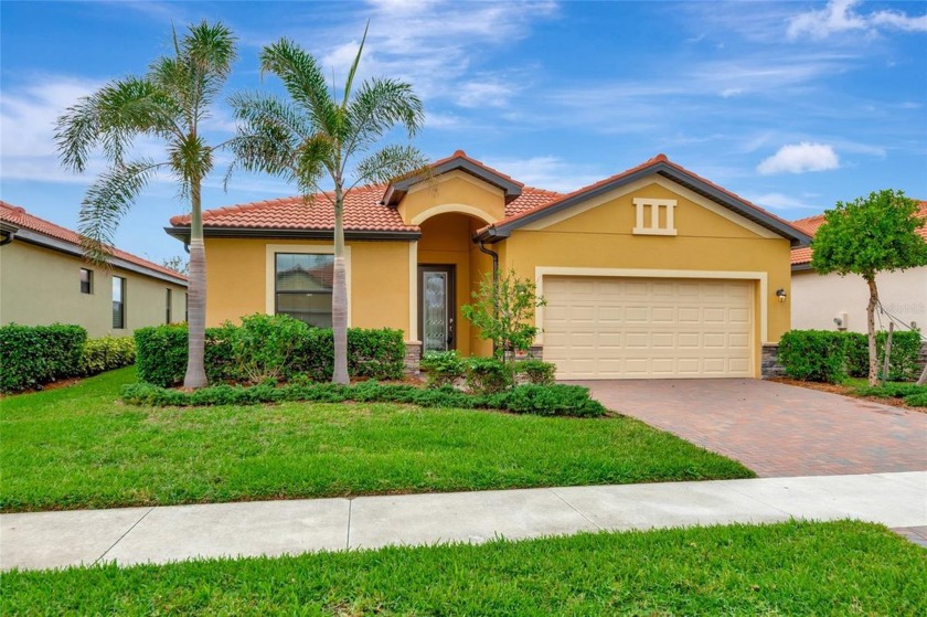 Discover a Florida West Coast Treasure!

Welcome to Sarasota - Beach Home for sale in Venice, Florida on Beachhouse.com