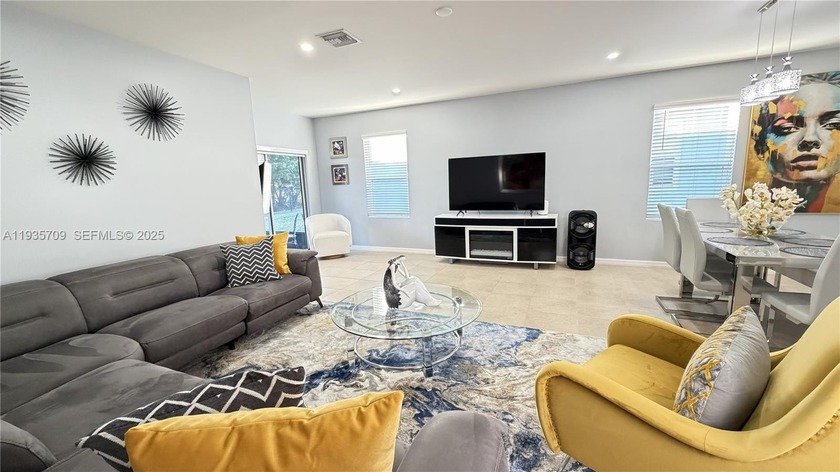 Beautifully maintained 3BR/2BA home (1,747 SF, built 2019) in a - Beach Home for sale in Lehigh Acres, Florida on Beachhouse.com