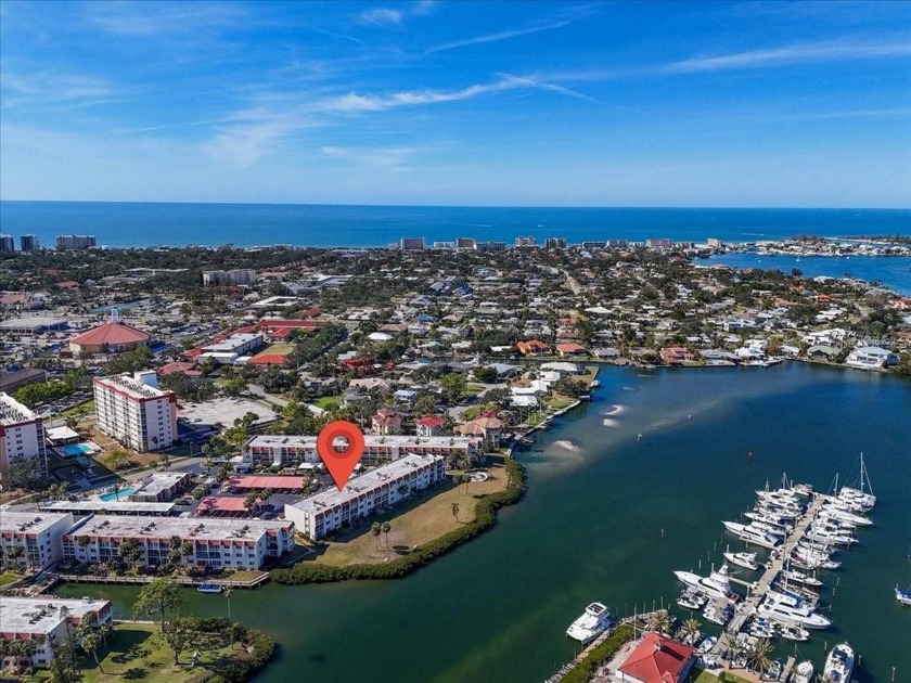 Discover your new home in the heart of Historic Downtown! Bella - Beach Condo for sale in Venice, Florida on Beachhouse.com