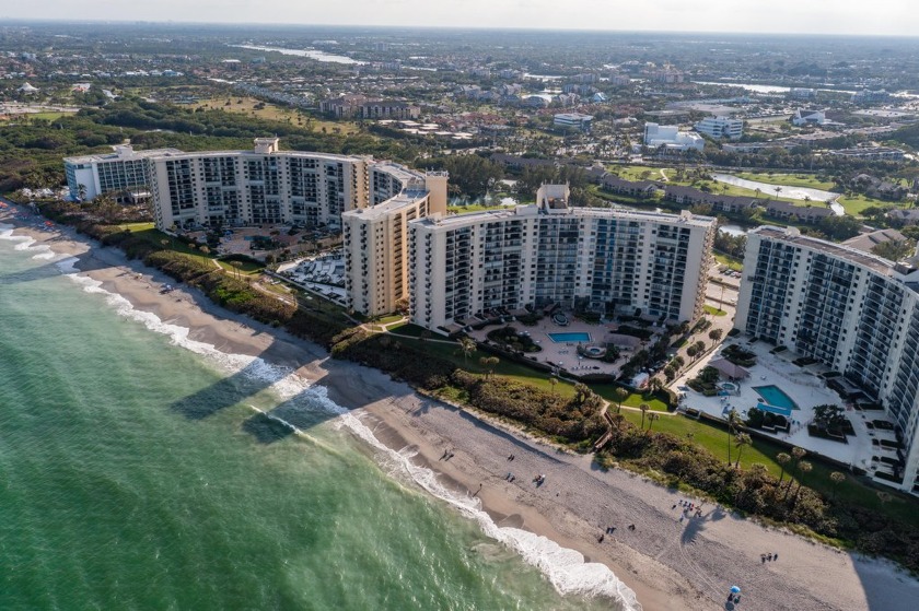 OCEAN front living at its best in the high end area of Jupiter - Beach Condo for sale in Jupiter, Florida on Beachhouse.com