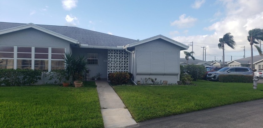 Nice 2 Bed 2 full bath condo in the much sought after High Point - Beach Condo for sale in Delray Beach, Florida on Beachhouse.com