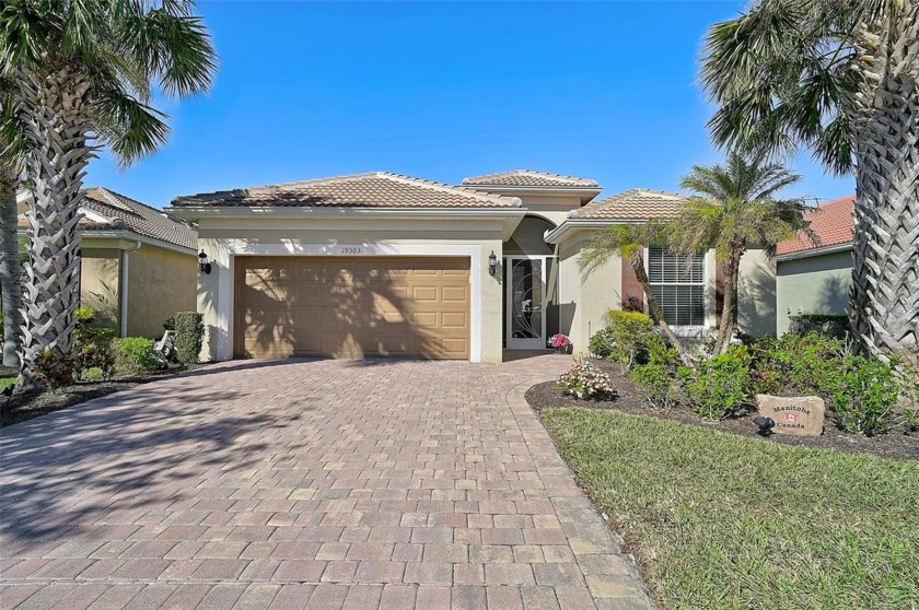 This rarely available Divosta Tifton/Summerwood floor plan - Beach Home for sale in Venice, Florida on Beachhouse.com