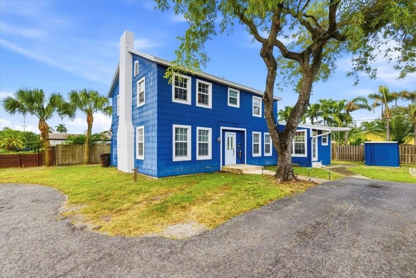 Priced to Sell! Discover timeless charm in this beautiful - Beach Home for sale in West Palm Beach, Florida on Beachhouse.com