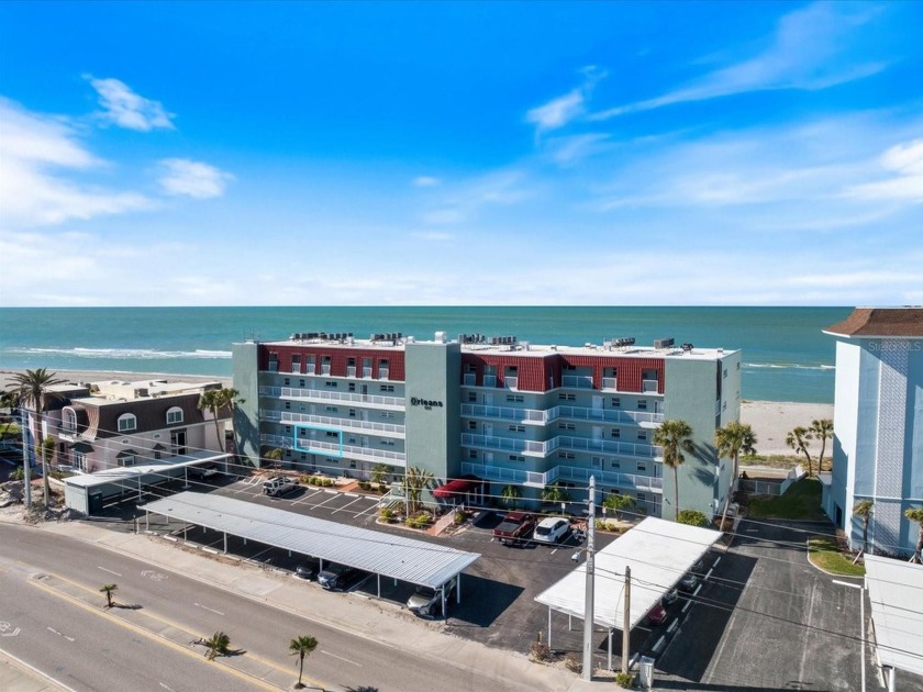 Under contract-accepting backup offers. Discover the pinnacle of - Beach Condo for sale in Venice, Florida on Beachhouse.com