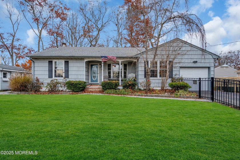 Make this 3 bedroom, 2 bath Barnegat Pines ranch your own! - Beach Home for sale in Forked River, New Jersey on Beachhouse.com