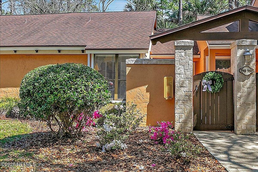 Rare opportunity to own the ONLY single-story villa currently on - Beach Condo for sale in Ponte Vedra Beach, Florida on Beachhouse.com