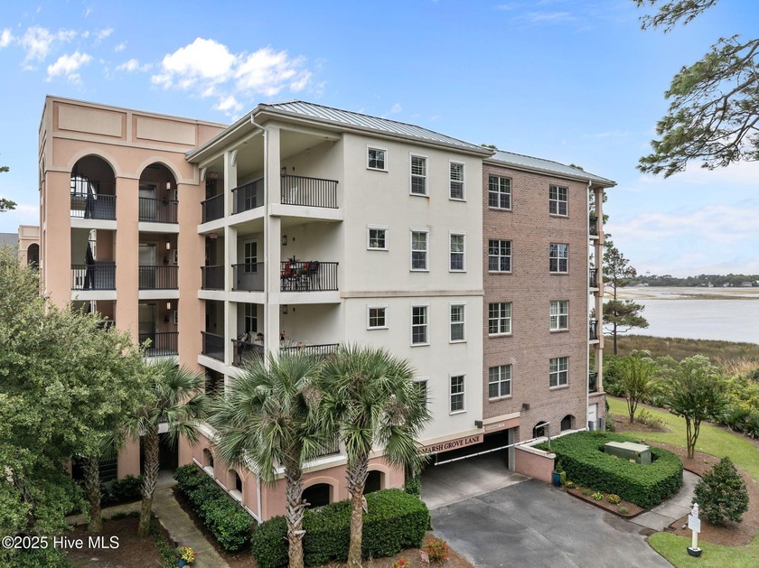 Fourth-floor waterfront condo offering Intracoastal Waterway and - Beach Condo for sale in Southport, North Carolina on Beachhouse.com