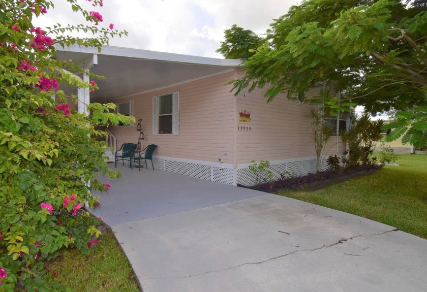 OR BEST OFFER!! **STUNNING TRIPLE WIDE ON AN AMAZING LOT!! This - Beach Home for sale in Fort Pierce, Florida on Beachhouse.com