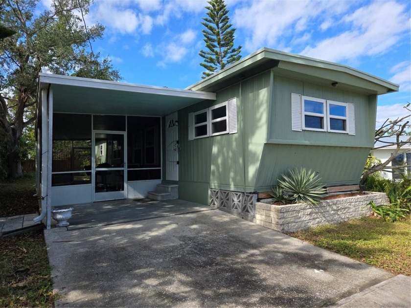 Newly updated home being offered furnished. Own your own land - Beach Home for sale in Nokomis, Florida on Beachhouse.com